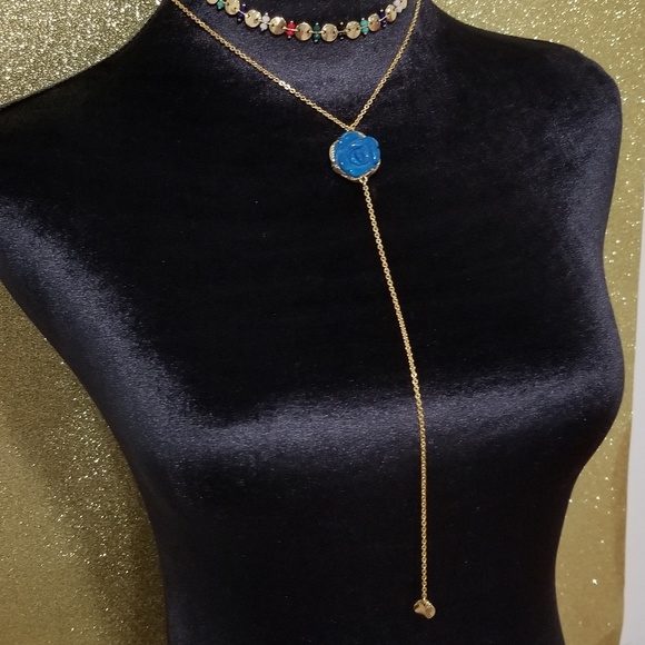 Blue agate carved rose Y gold necklace. - Picture 5 of 6